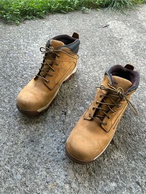 Hytest Men's steel toe Work Boots Sz 12